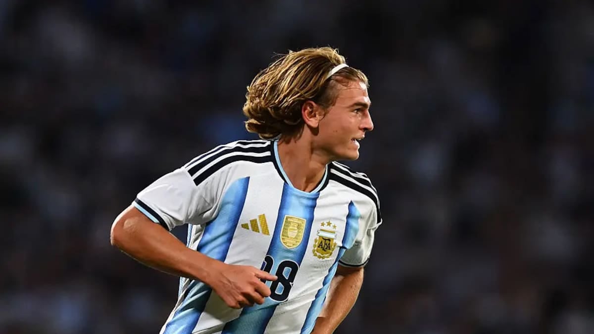 El Torito y el pibe Paz ajustan las cuentas en Córdoba: Argentina 2-0 a Bolivia