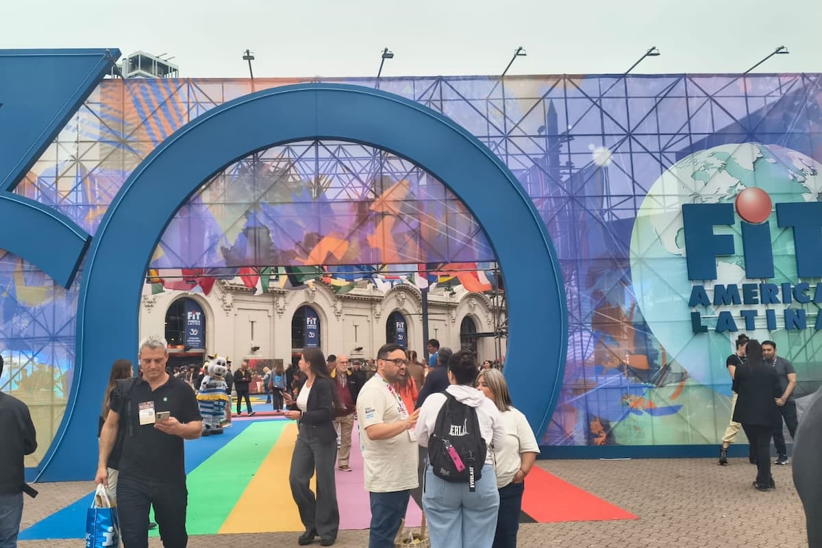 Gramado adelanta la Navidad, Uruguay extiende los reintegros y Chile suma termas y astroturismo: las ofertas regionales para el viajero argentino