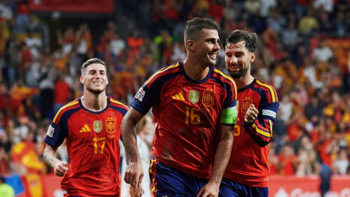 La Roja no levanta el pie: España se dio el gusto y dejó a Chequia masticando bronca en Oviedo