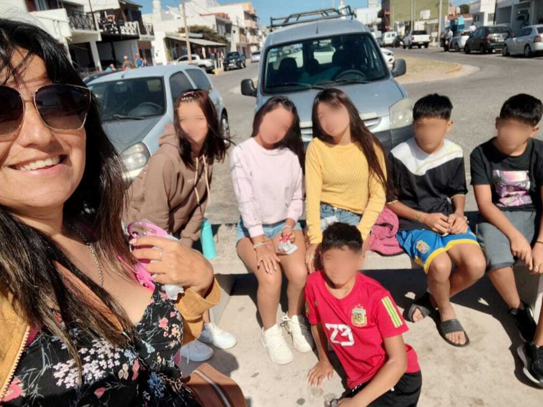 "Te elegimos para ser nuestra mamá": el recreo donde arrancó una familia de nueve