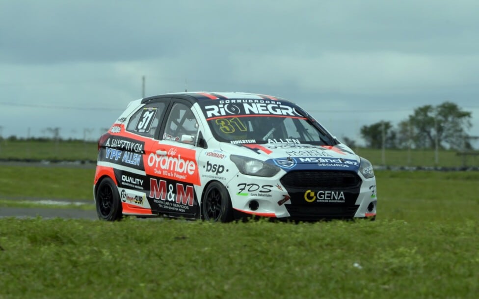 Eidelstein le ganó a la lluvia en Concepción y se adueñó de la pole provisoria en la Clase 2 del Turismo Pista