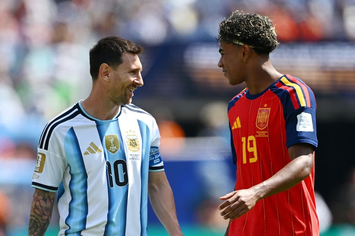 Luis Enrique le bajó el precio a la comparación: a Yamal no hay que medirlo con la vara de Messi