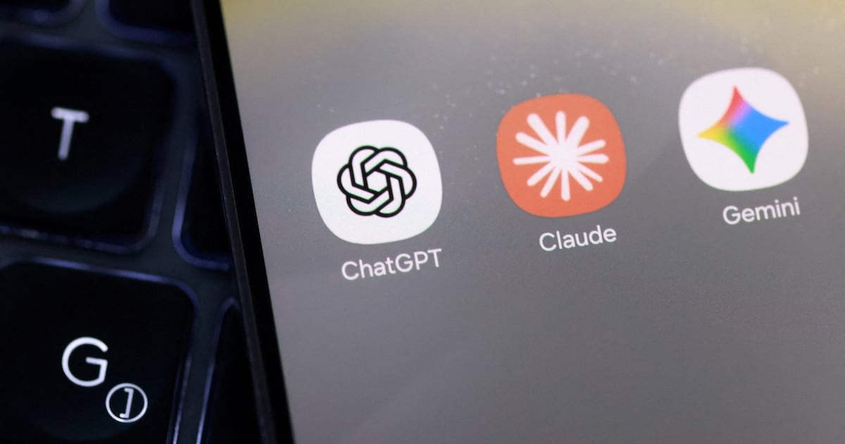 ChatGPT conserva la punta, pero ya no tiene el mercado solo