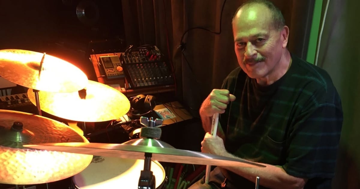 Carlos Riganti, el baterista que hizo ruido y también atendió a miles de pacientes
